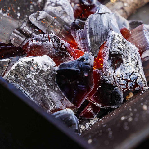 Burning Organic Lumpwood Charcoal Close-up – EcoFuel BBQ
